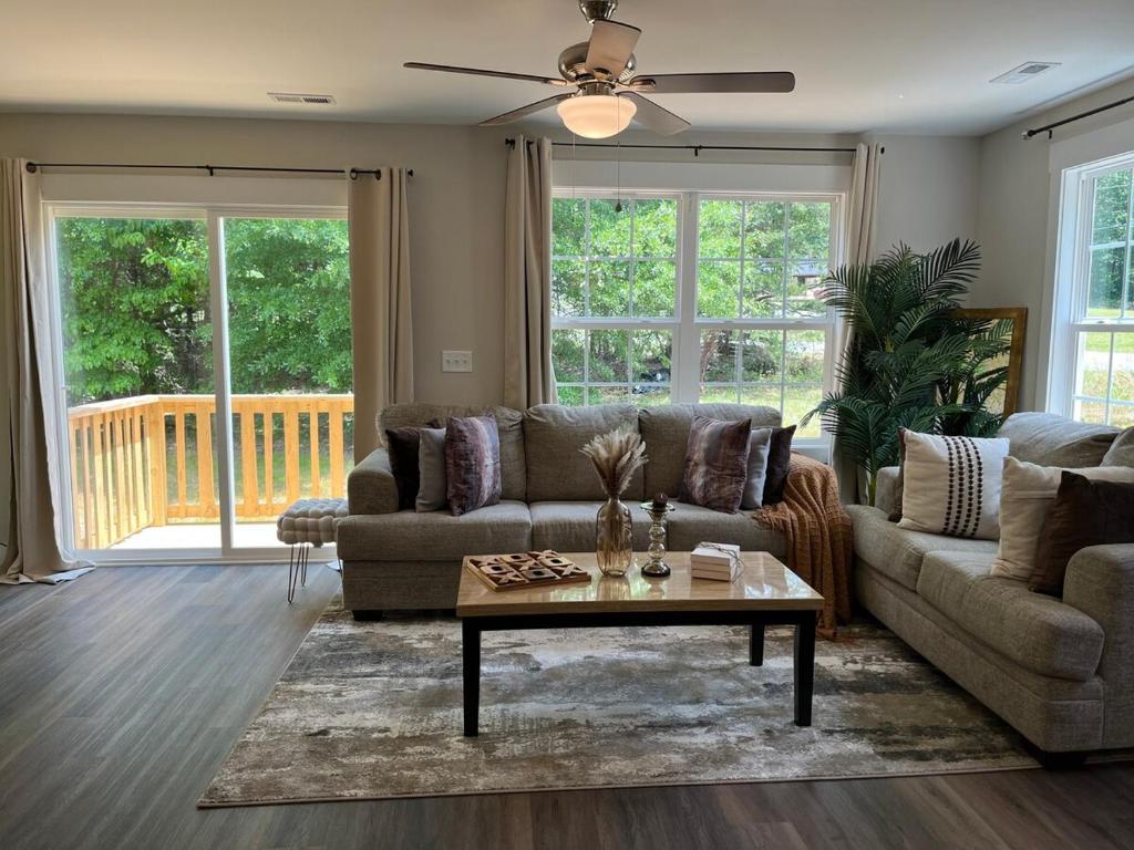 Newly Build House Wit Modern features Not far from CLT airport, Gastonia