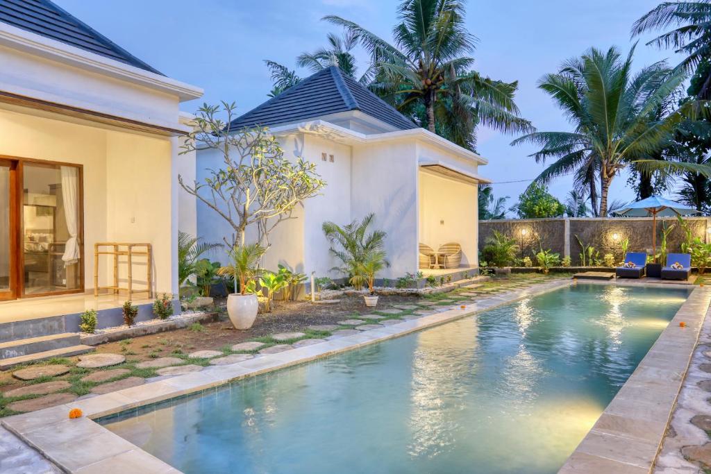 Kelingking Tatakan Bungalow