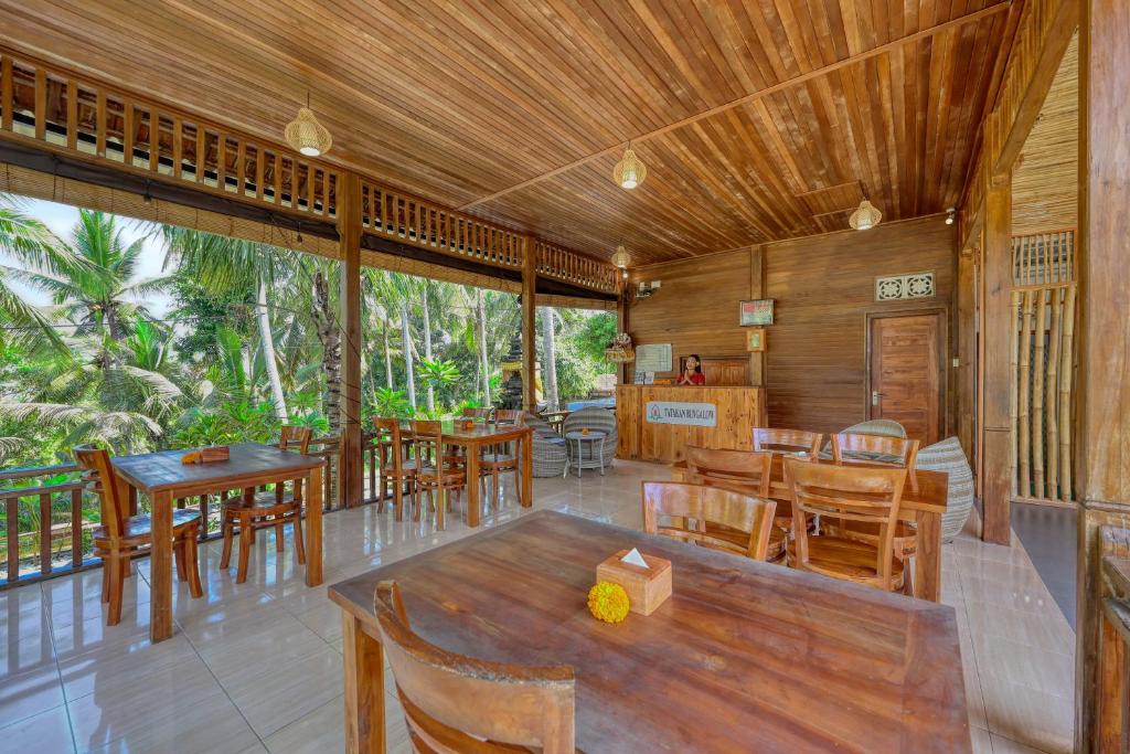 Kelingking Tatakan Bungalow