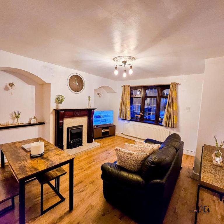 Crystal , Stoke on Trent, Stoke on Trent