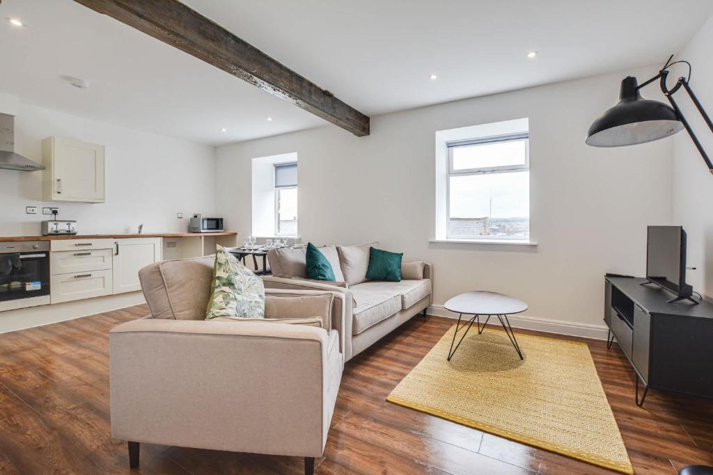 Host & Stay - Canalside Lofts Apartment, Burnley