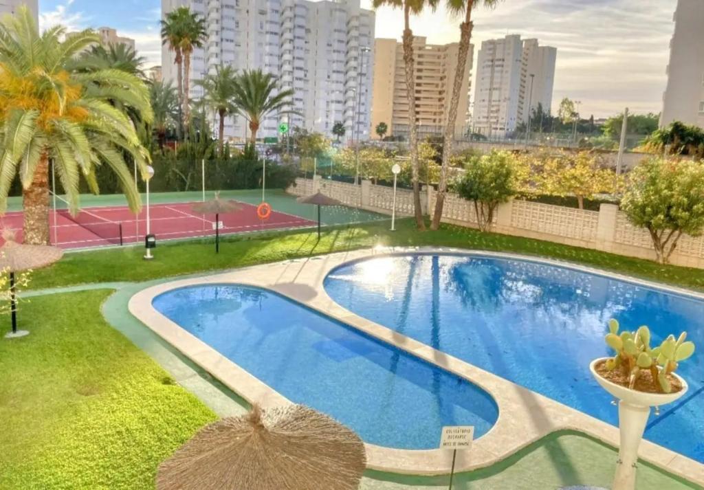 New Charming Apartment by the beach with swimming pool, parking & tennis court - 2