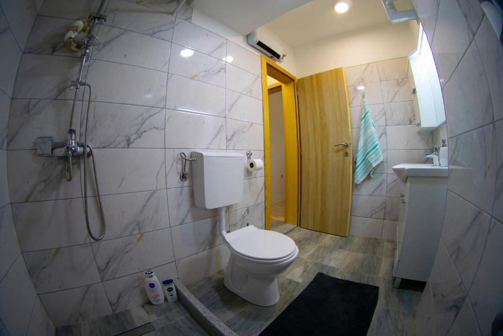 Apartment Ukropina 2 - 3