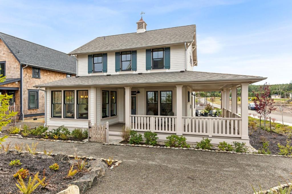 Glamping in the Woods by Seabrook Hospitality, Pacific Beach