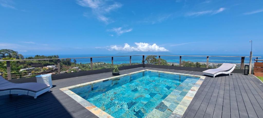 TAHITI - Villa Green M, Punaauia