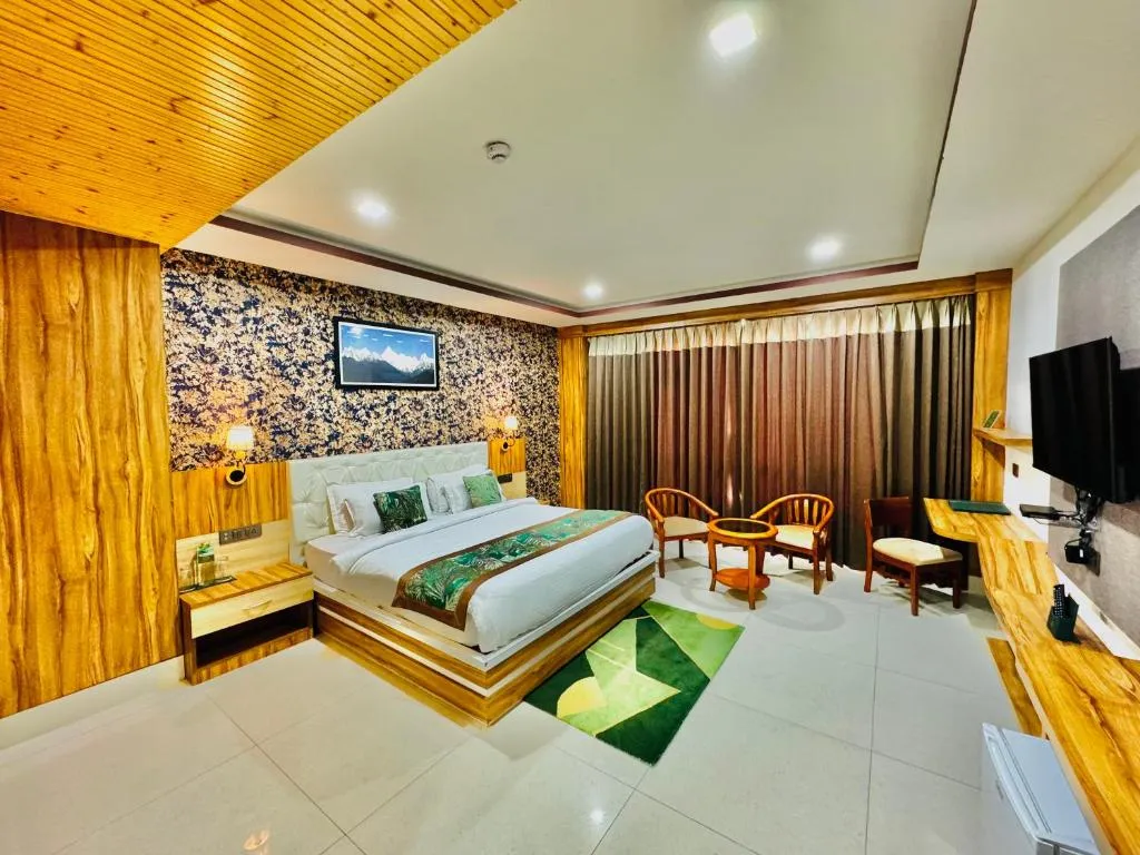 Nature Retreat Resort Gangtok by Z Staynest - Swimming pool - Banquet - BAR - Private Parking，位于甘托克的酒店