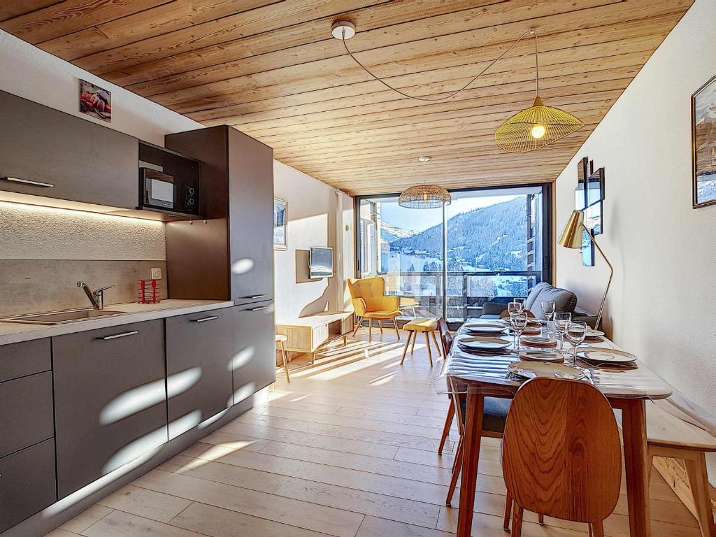 La Clusaz - Appartement 6 pers, balcon sud, casier à skis - FR-1-818-4 - 1