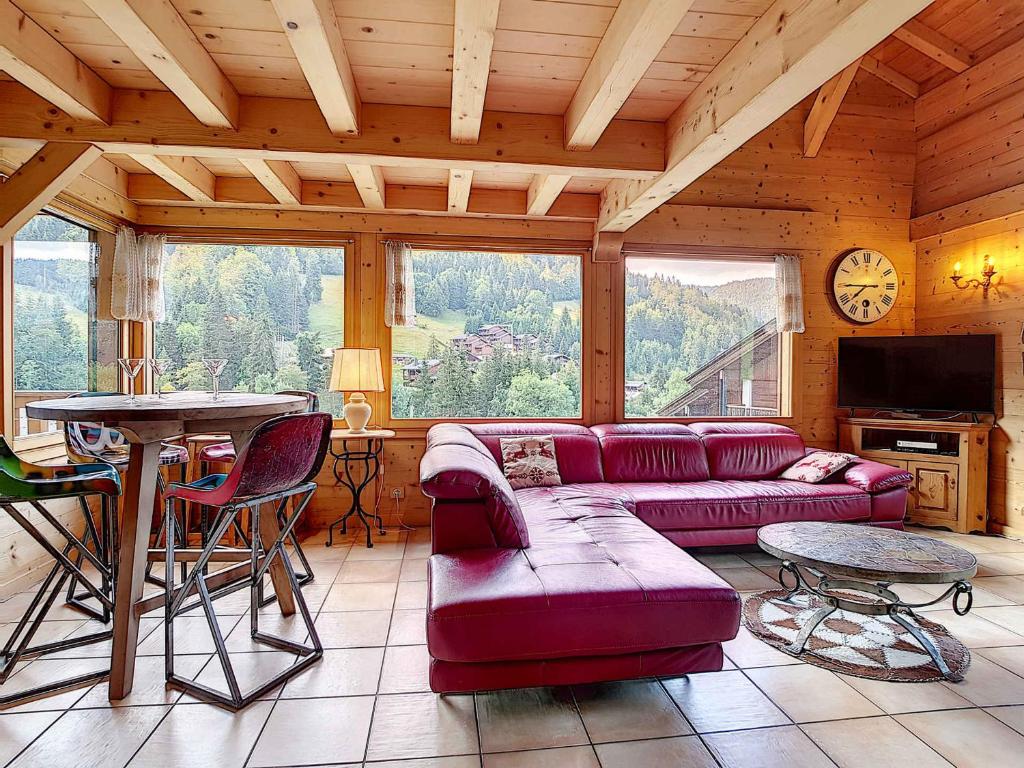 Chalet haut de gamme 8 pers à La Clusaz avec Wifi et parking - FR-1-818-74 - 2