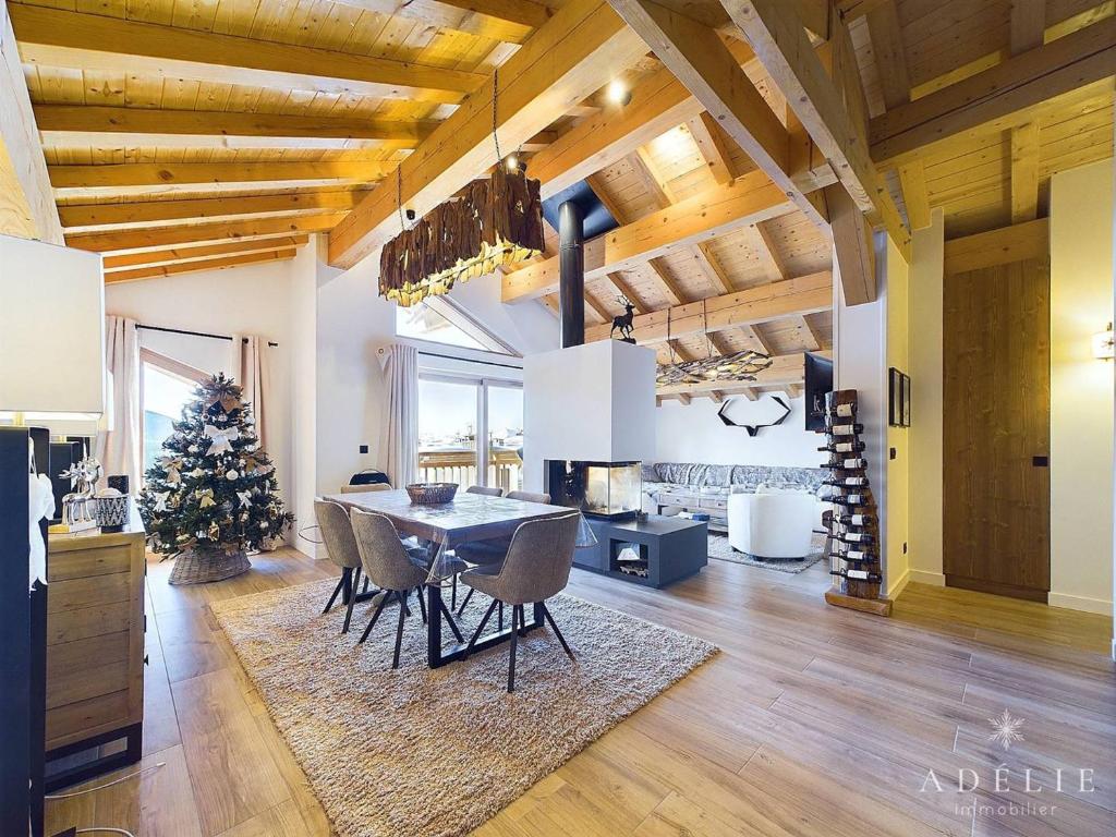 Appartement T4 dernier étage avec cheminée et parking proche pistes - FR-1-398-678 - 1