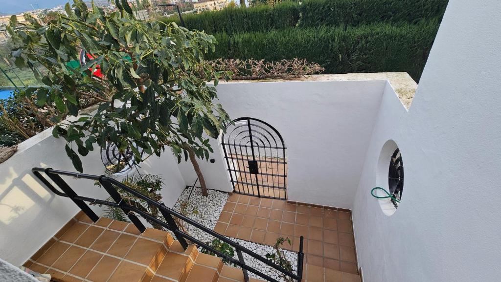 4 Bedroom Townhouse 200 meters from the Beach! - 4