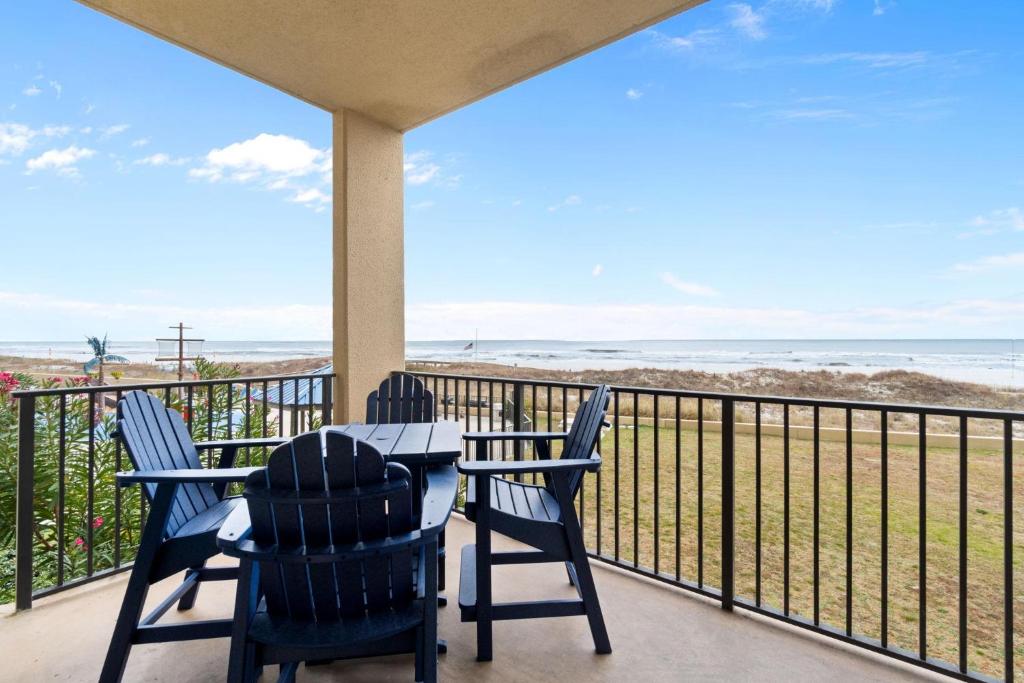 Phoenix V 102, Orange Beach