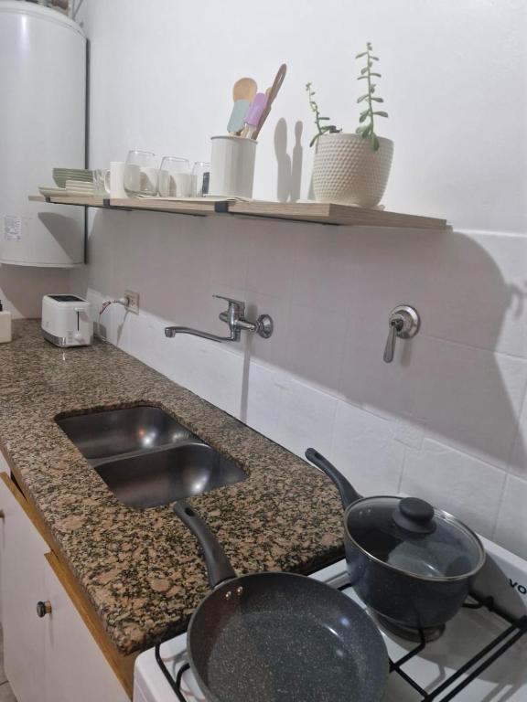 Amplio Duplex frente a Parque Benegas - 4