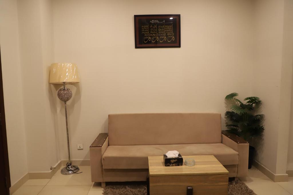 Riverhill, Rávalpindí