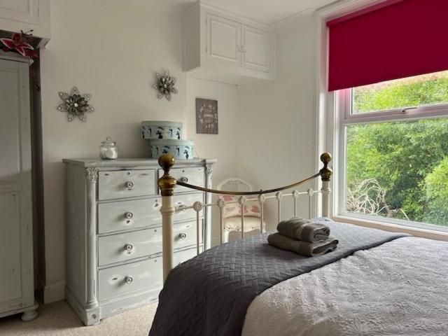 Beautiful Character Property, Angmering