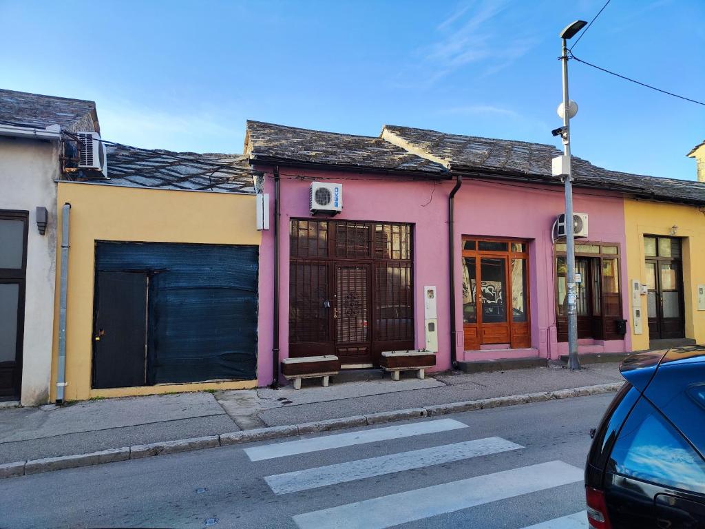 Studio Apartment Mostari - Stunning Old Bridge View - Perfectly located in Mostar Old Town - 4