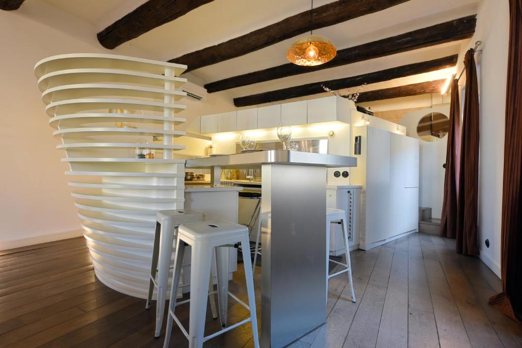 Vieux-Port Magnifique Appartement Loft - 3