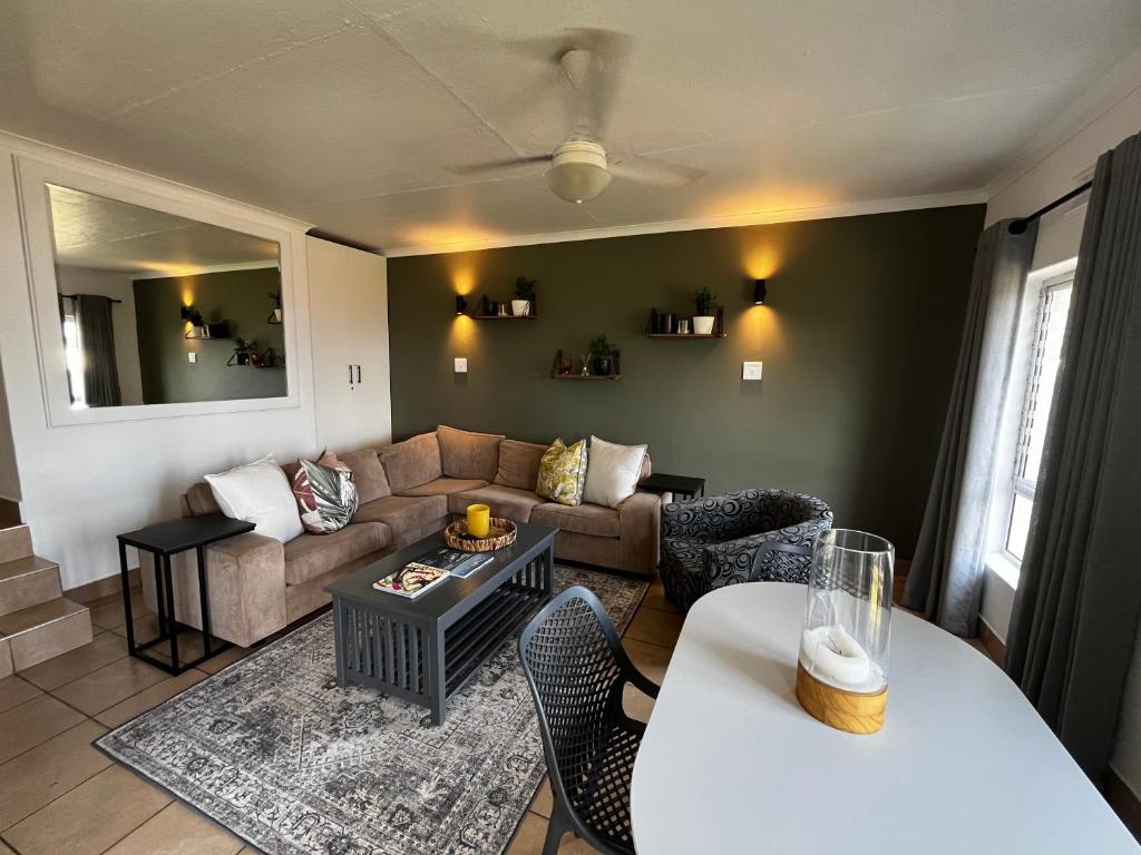 Ballito Beachfront Resort - 34 Chaka Chalets, Ballito