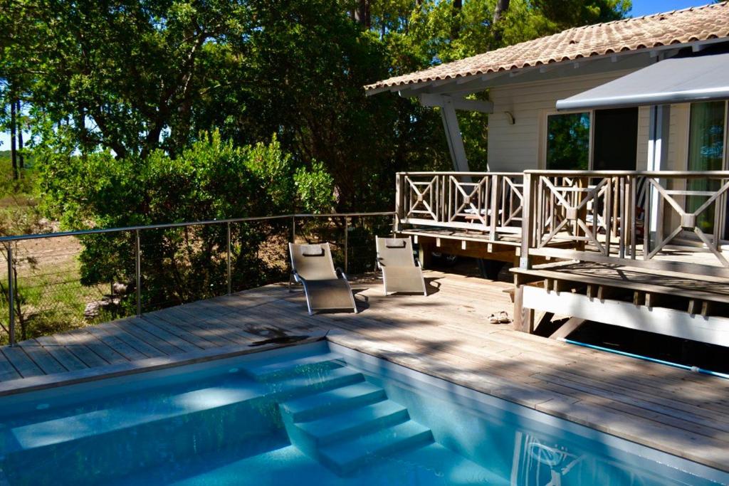 Villa avec piscine sur le golf entre lac et Océan - 2