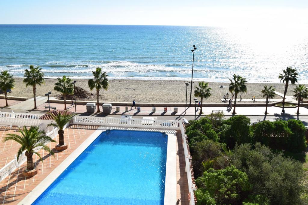 Beachfront Heaven Apartment - Carvajal Beach - 4