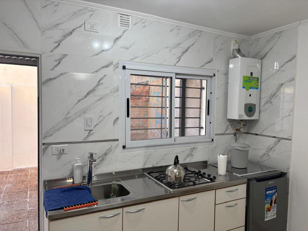 Casa duplex sobre calle Urquiza en Paraná, Entre Ríos - 2