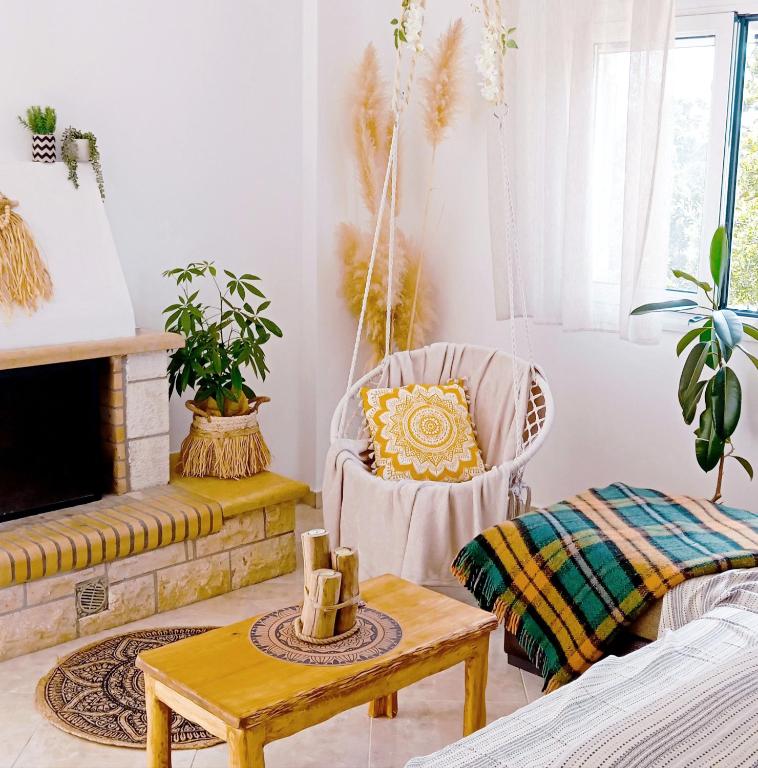 TheThirdTarra, Áyios Ioánnis