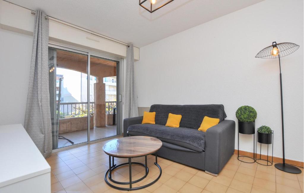 Amazing Apartment In Fréjus With Wifi - 3