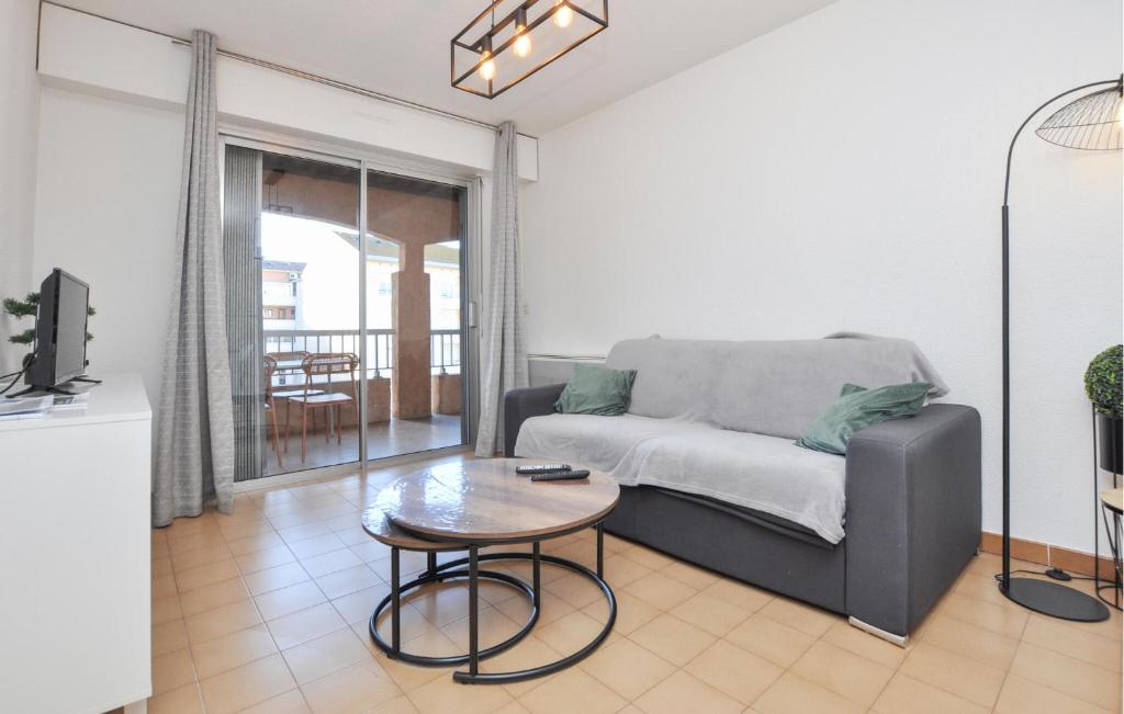 Gorgeous Apartment In Fréjus With Wifi - 3