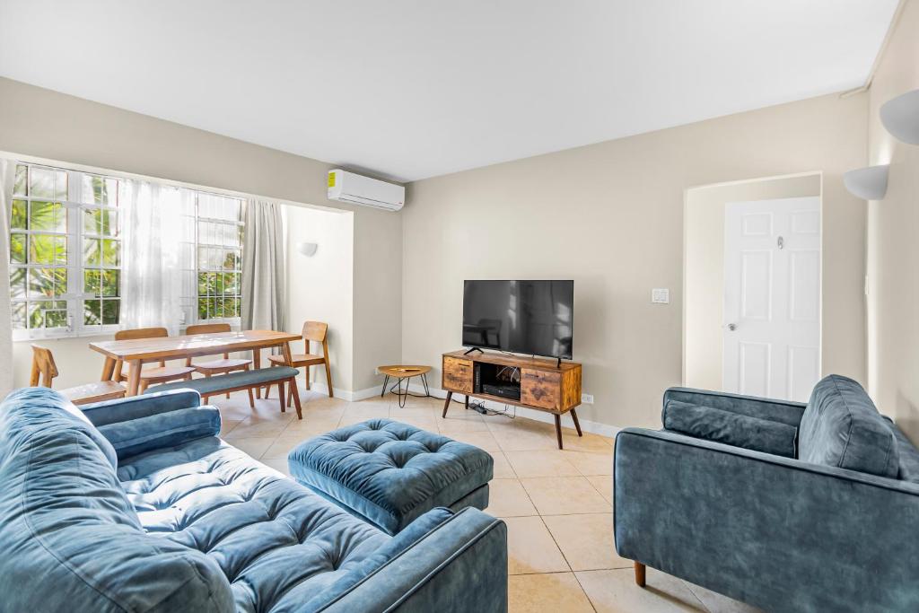 Sunshine Hideway, Nassau