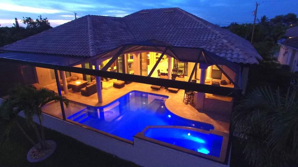 Villa Sanibel Shell Shell, Cape Coral