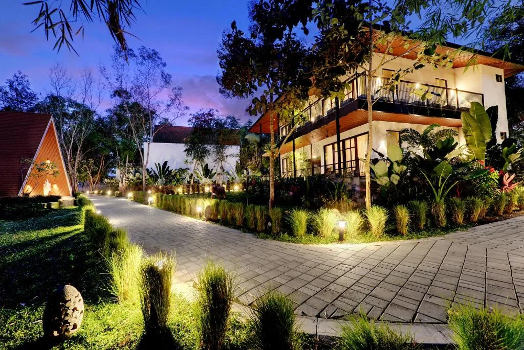 Sandesh Water Edge Kabini，位于Begūr的酒店