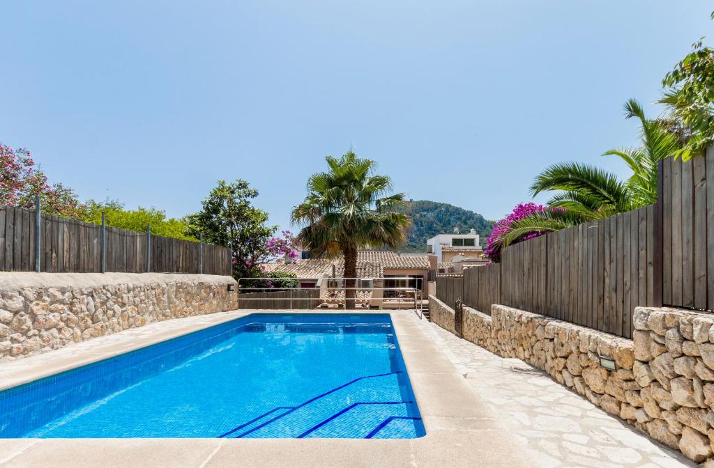 Stadthaus - Alica 8 - Pool, Barbecue, Garten, Terrassen und im Winter Zentralheizung und Kamin, hochwertig saniert, Pollença