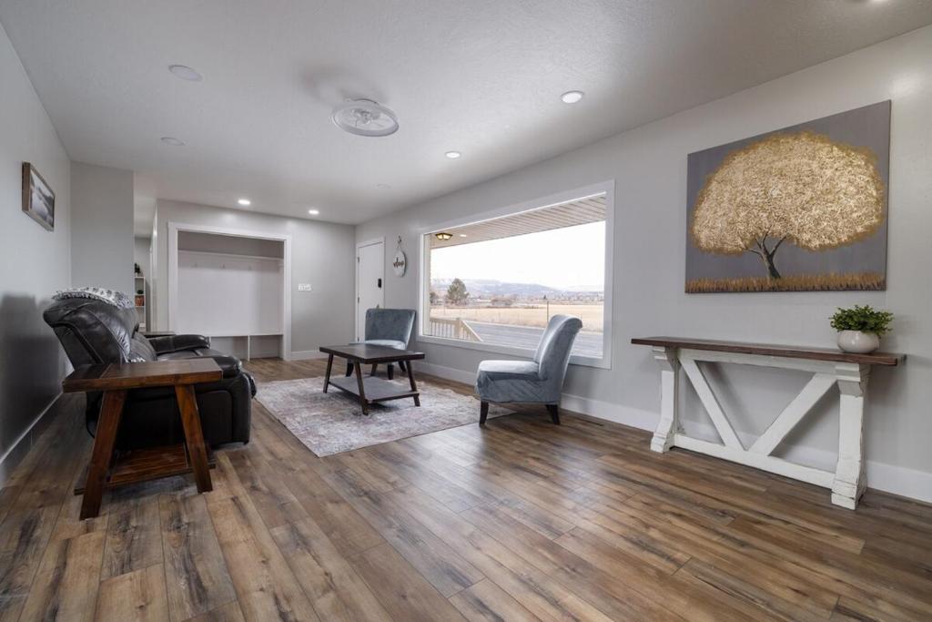 Basin Staycation, Vernal