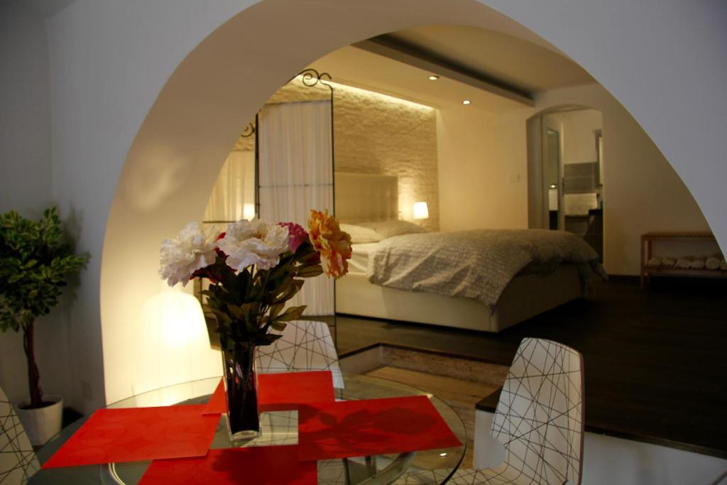 Katana Apartments photo