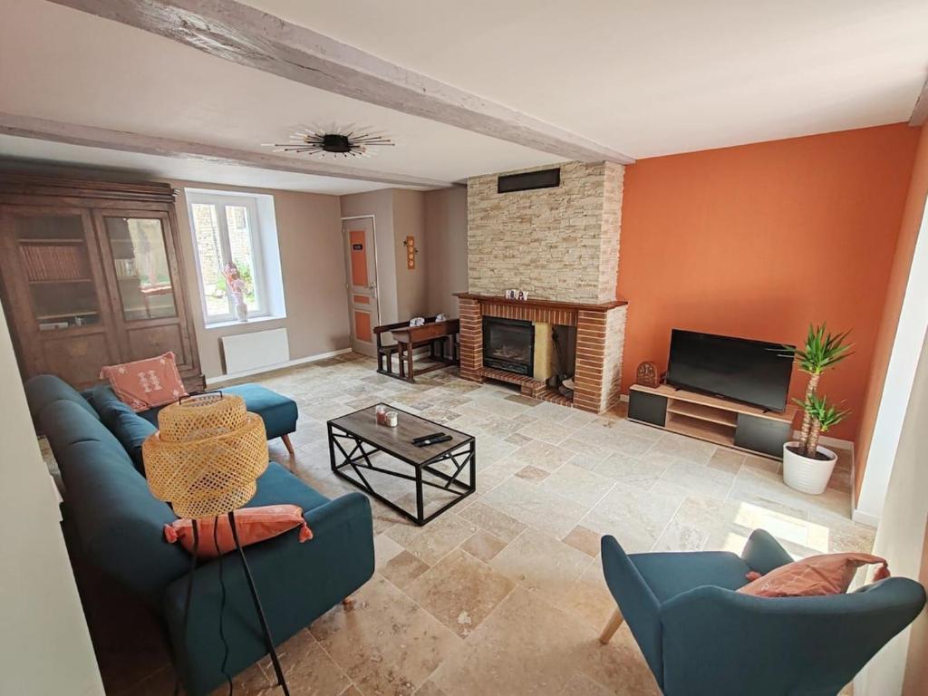 Gîte de la cour Ronty, Thin-le-Moutier