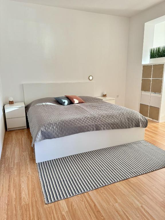 City Apartment - 2