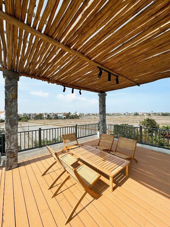 Manling Retreat Hoi An