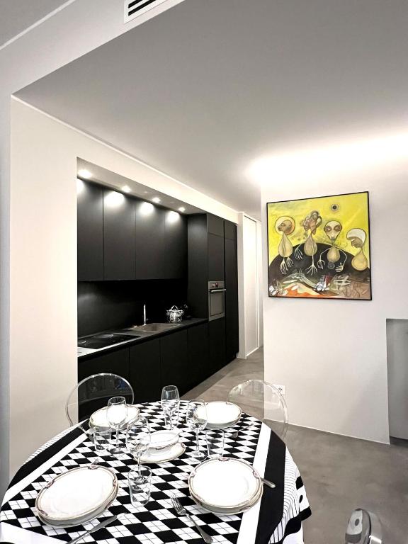 Design District Luxury Apartment - 3