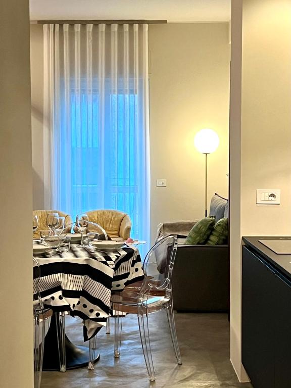 Design District Luxury Apartment - 5