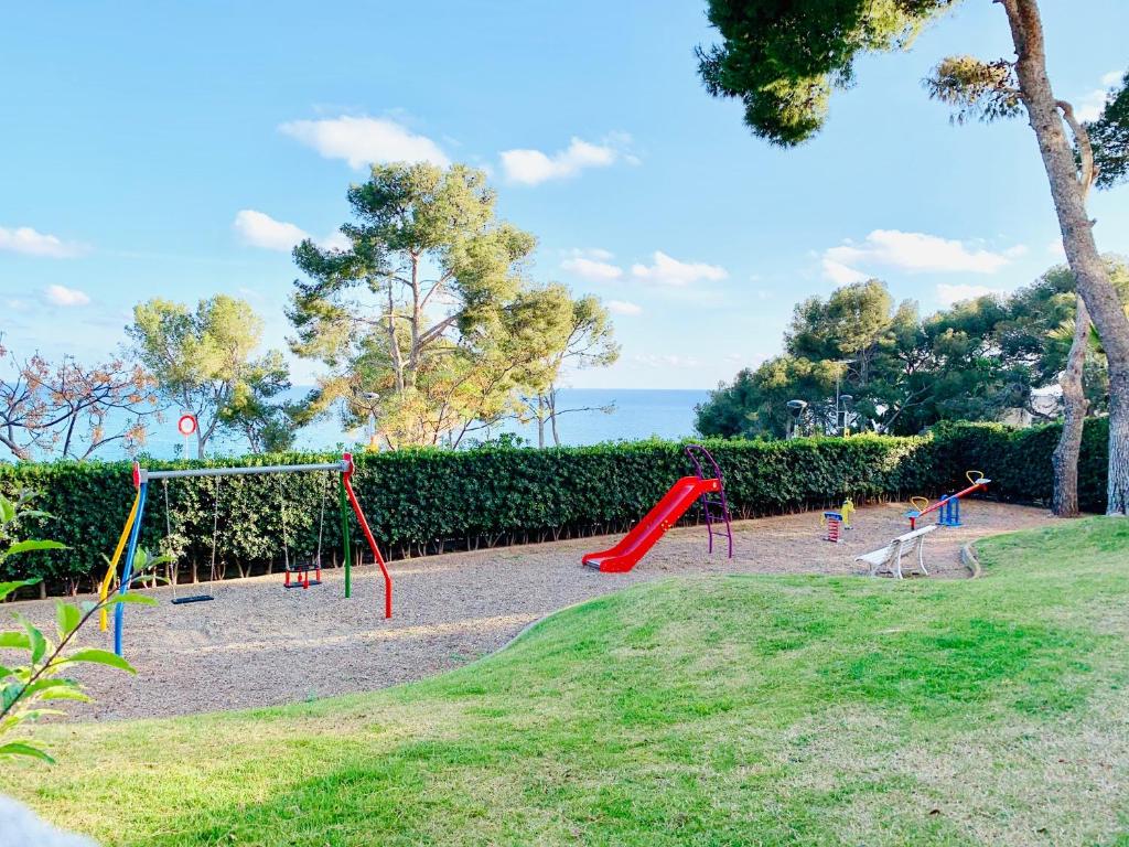 Home Playa Larga Salou - 5