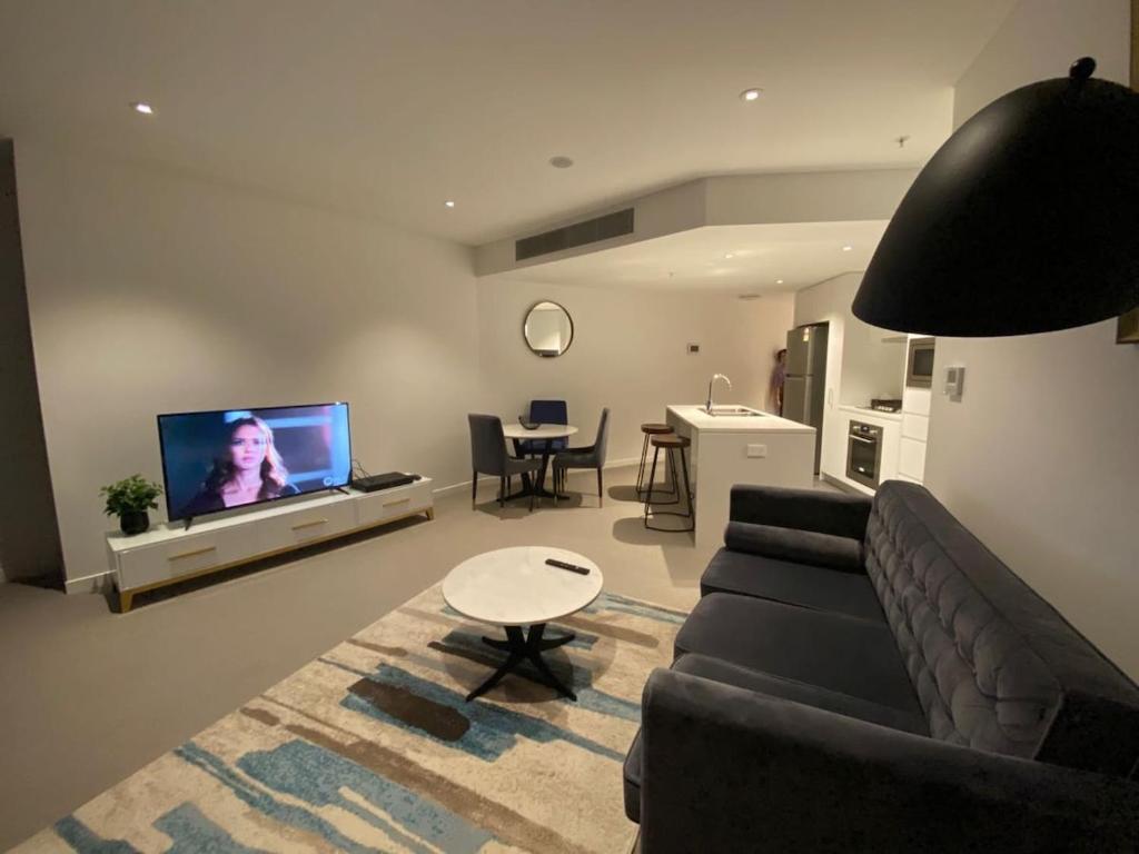 Modern Escape - Skytower 1B Apt in Brisbane CBD, Brisbane