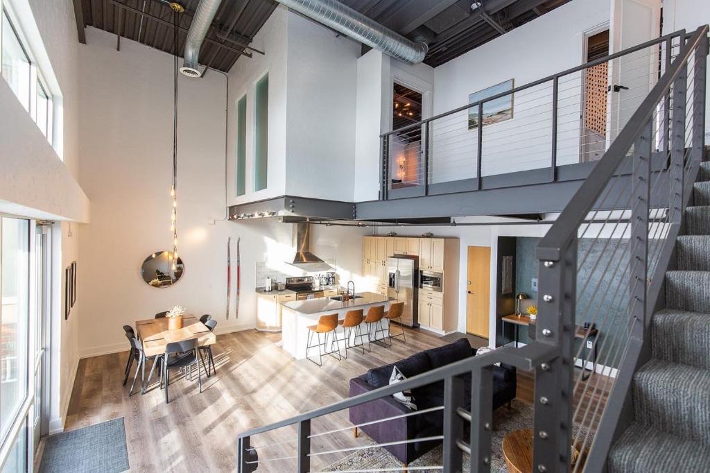 Bozeman Basecamp, Bozeman