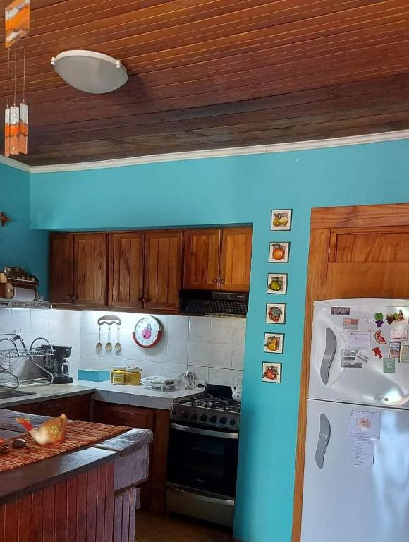 Casa hasta 5 personas solo familias zona centro de villa gesell - 4