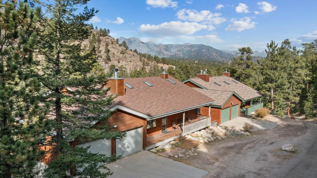 Cascade Mountain Home by Estes Park Homes home, Estes Park