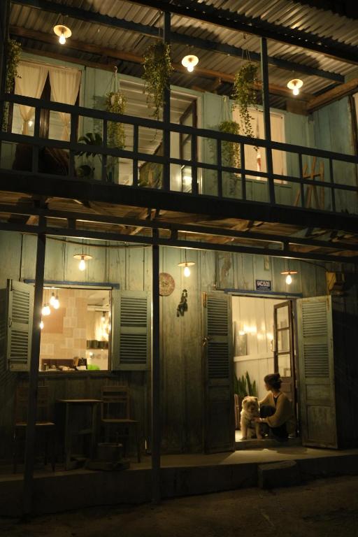 Lahom - Nhà Gỗ Nguyên Căn Gần Chợ Đêm, Dalat