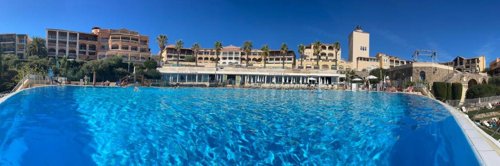 Village cap Esterel, piscine, plage - 2