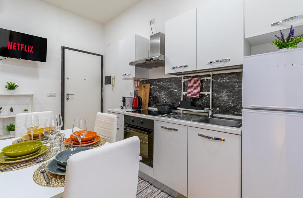 Milano Centrale - Parking nearby and Free Wifi - 5