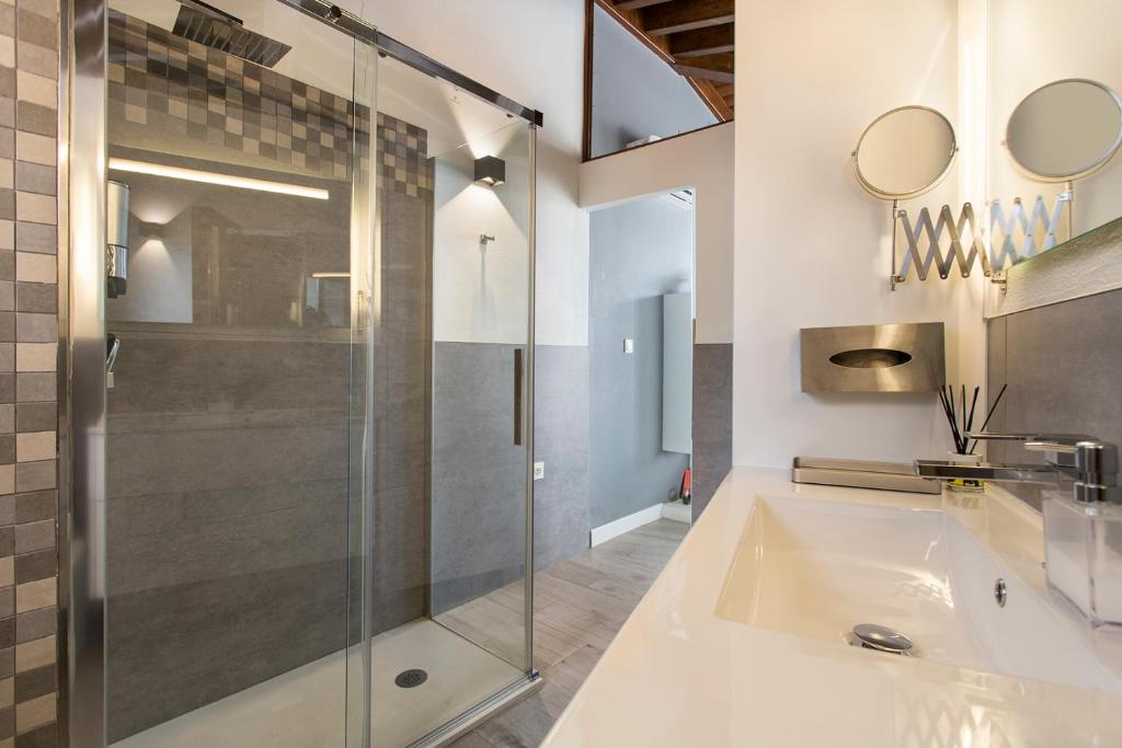 Apartamento con terraza y cochera Albaycin - 2