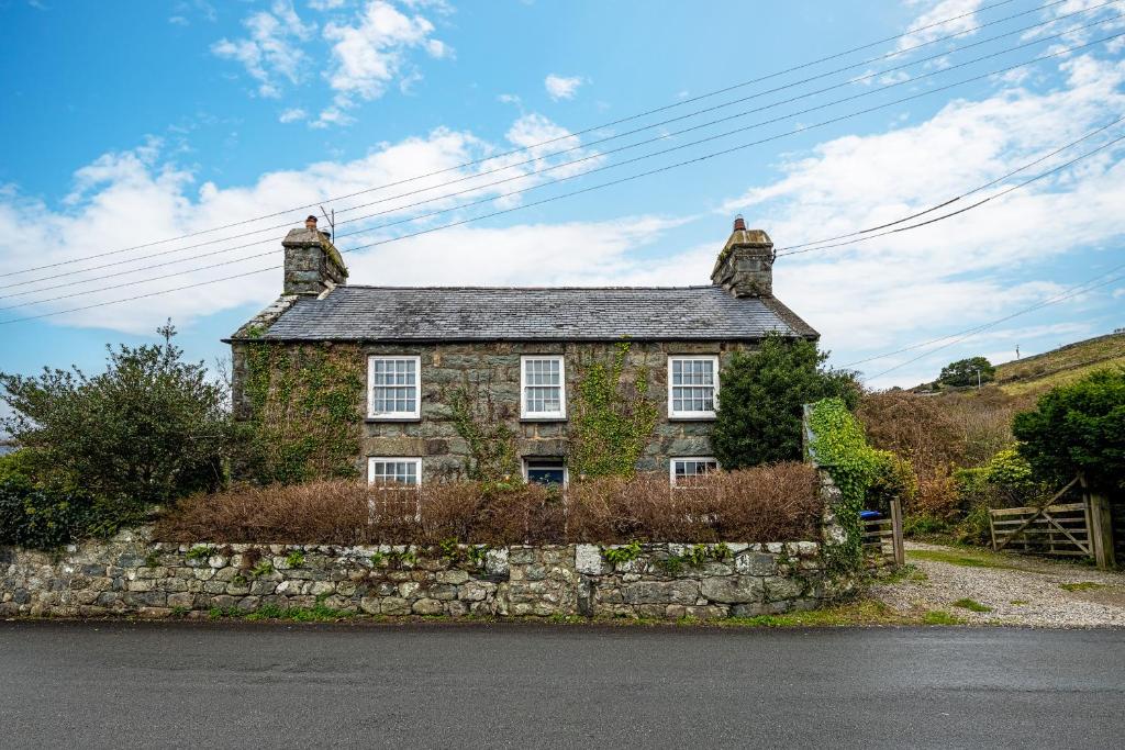 Ty Mawr Llanfair, Llanfair