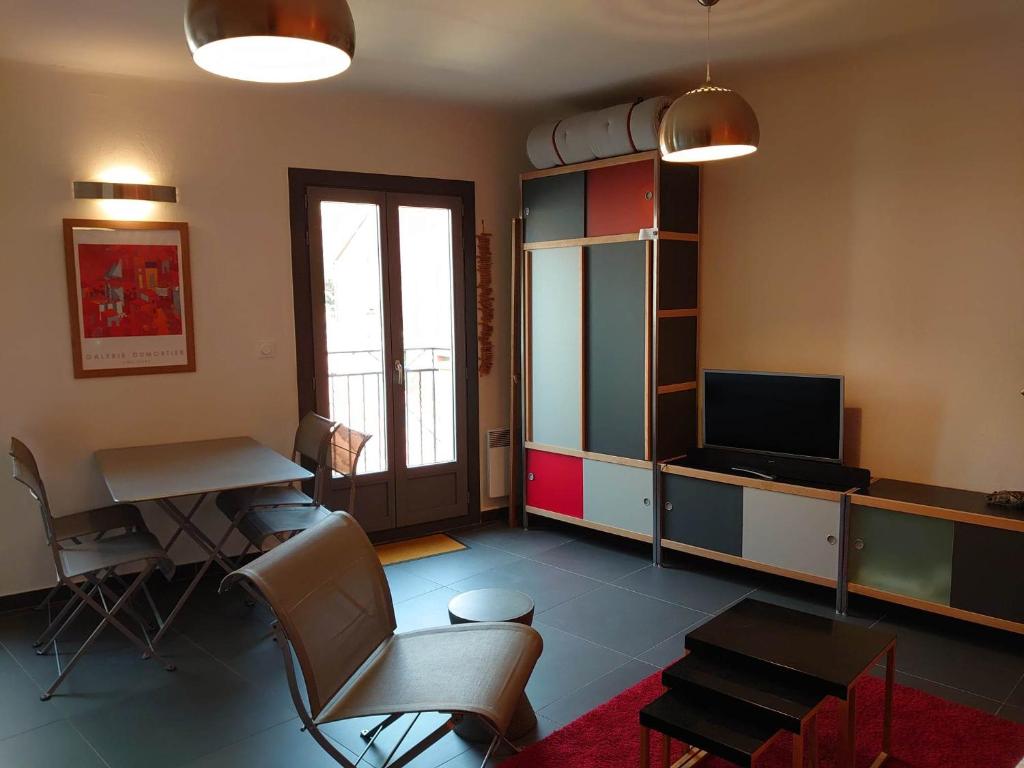 4EGA41 Superbe F3 en duplex rénové - centre ville - 4