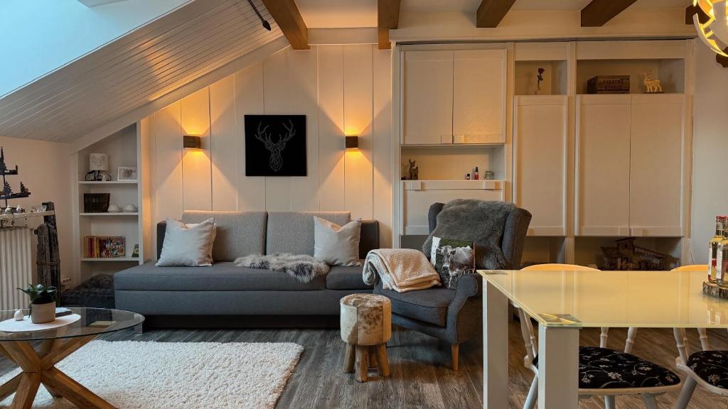 Ferienwohnung Alpenglück mit Schwimmbad und Sauna - 1